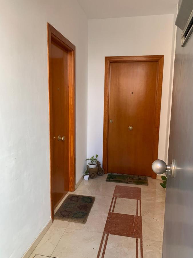 loft funcional cerca del centro Apartamento Sevilla Exterior foto